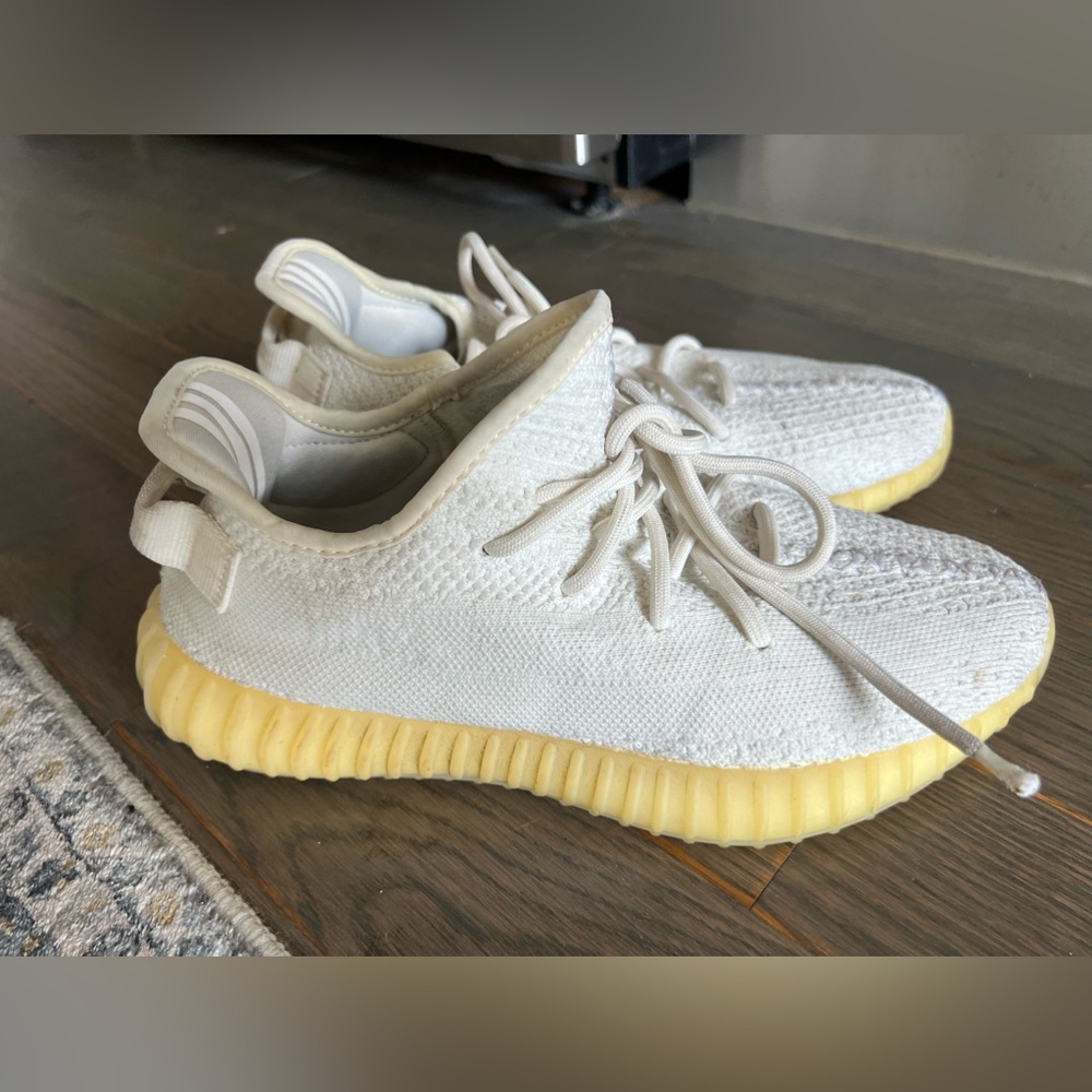 adidas Yeezy Boost 350 V2 white